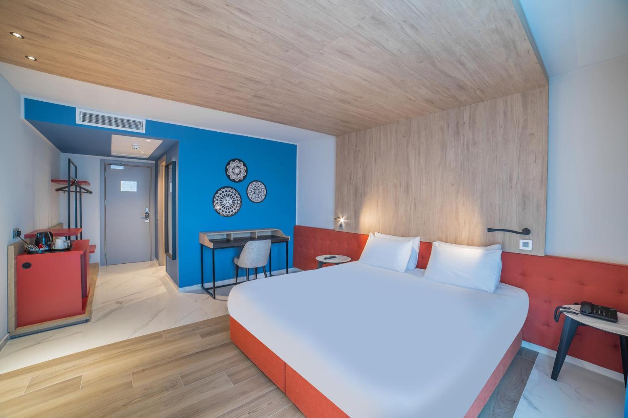 Standard Doppel-/Zweibettzimmer mit Balkon